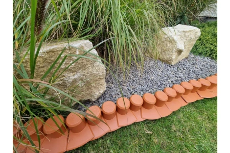 Palisada z najazdem 2,4 m ceglasty