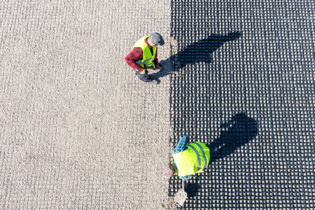 Kratka trawnikowa OPL 50x50x4 cm