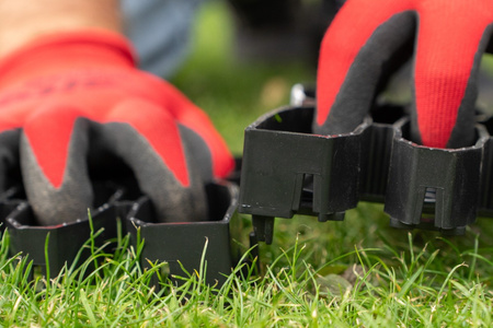 Kratka trawnikowa czarna PROCUT 50x20x3 cm